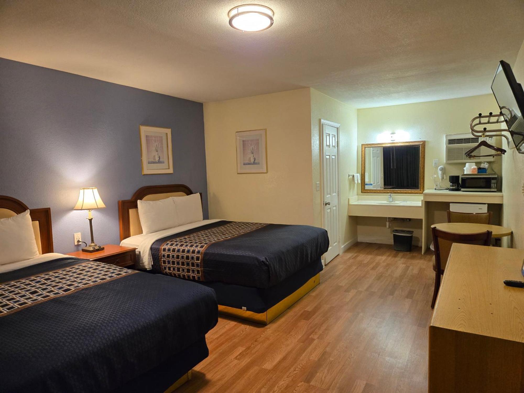 Rodeway Inn & Suites Blythe I-10 Ngoại thất bức ảnh