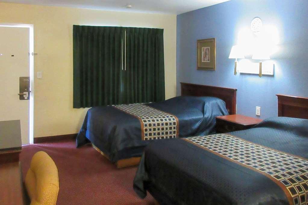 Rodeway Inn & Suites Blythe I-10 Phòng bức ảnh
